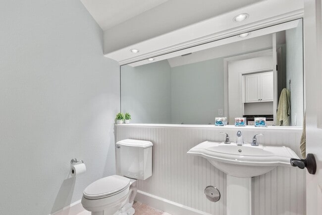 Building Photo - 68-1118-1118 N Kaniku Dr