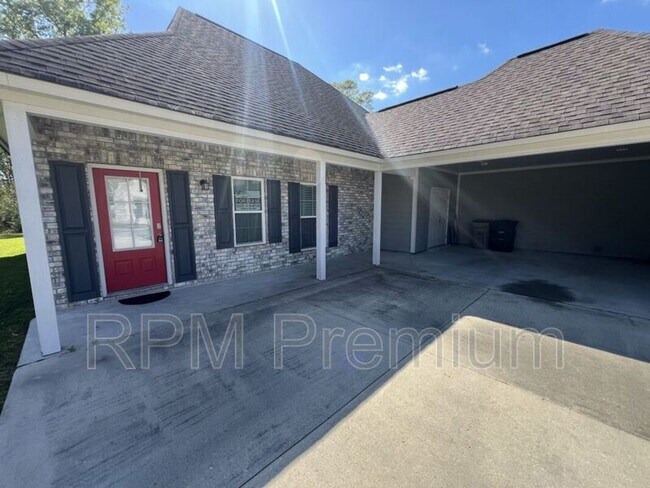 Foto del edificio - 8614 Forestwood Ave