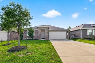 Building Photo - 40347 Blossom Vly Ln