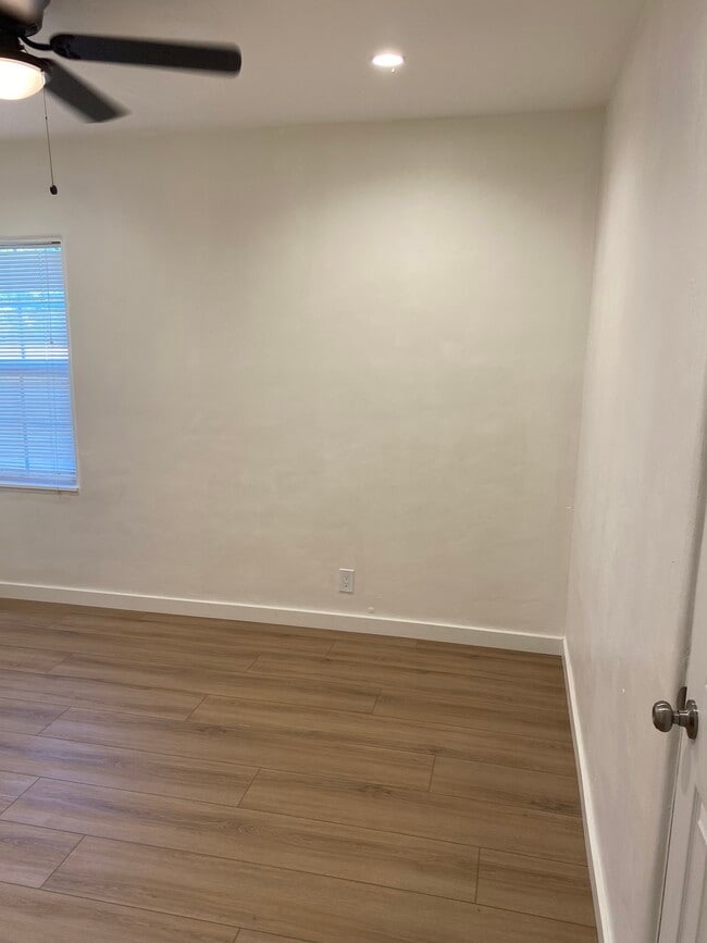 Foto del edificio - 11844 S Esplanade St