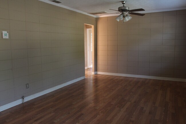 Building Photo - 5404 Paulk Dr