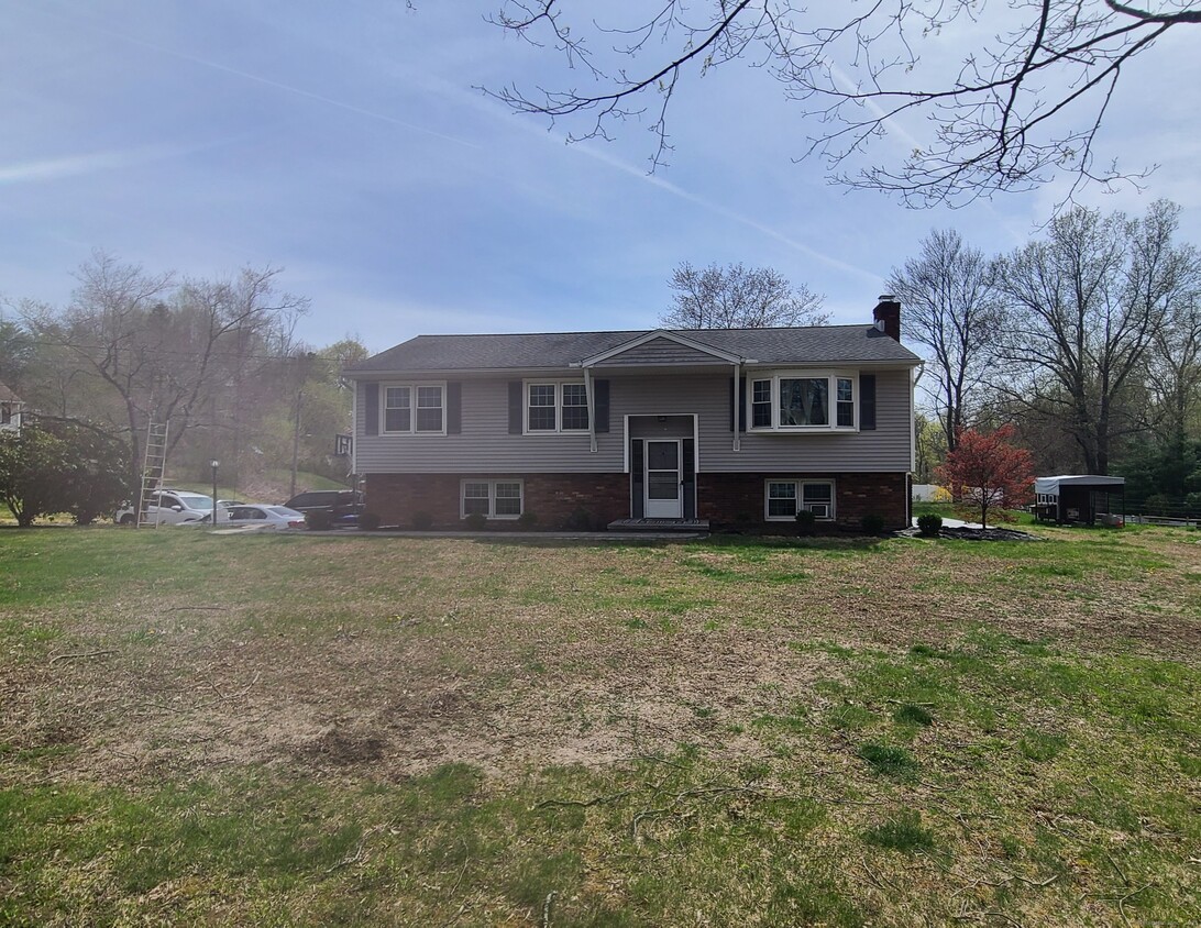 Foto principal - 19 Cornell Rd