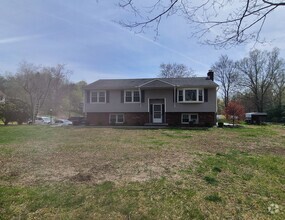 Building Photo - 19 Cornell Rd