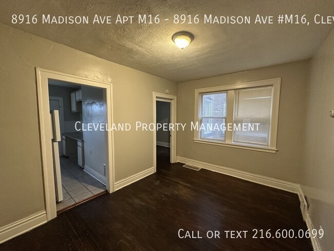 Building Photo - Madison Ave One Bedroom Apartment  *Special*