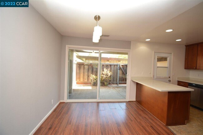 Foto del edificio - 36 Fountainhead Ct