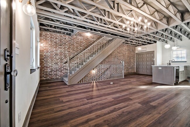 Photo - Chicago Row Townhouse