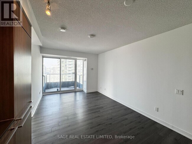 Building Photo - 70 Queens Wharf Rd