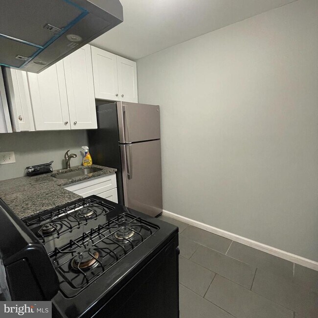 Foto del edificio - 1430 Greeby St