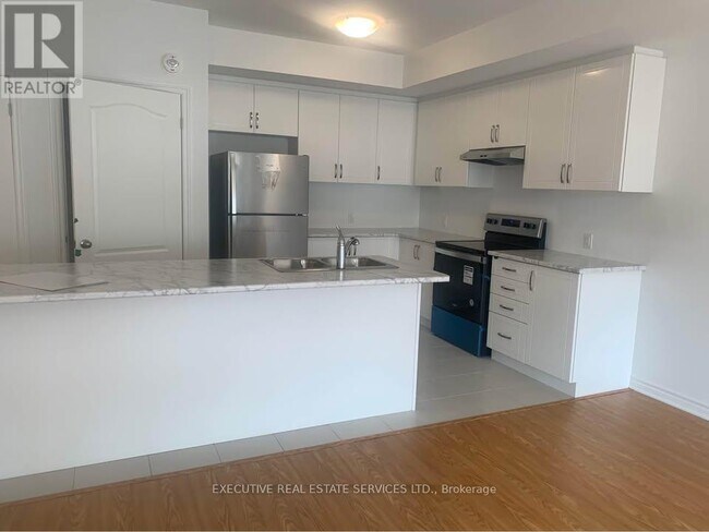 Photo du bâtiment - 439 Dougall Ave