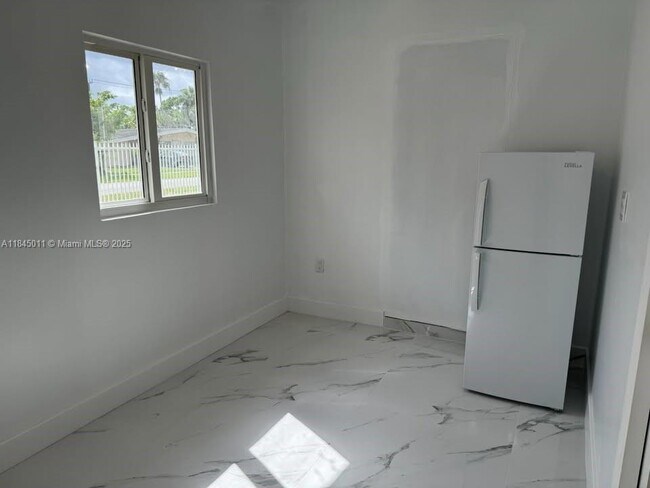 Foto del edificio - 27020 SW 144th Ave
