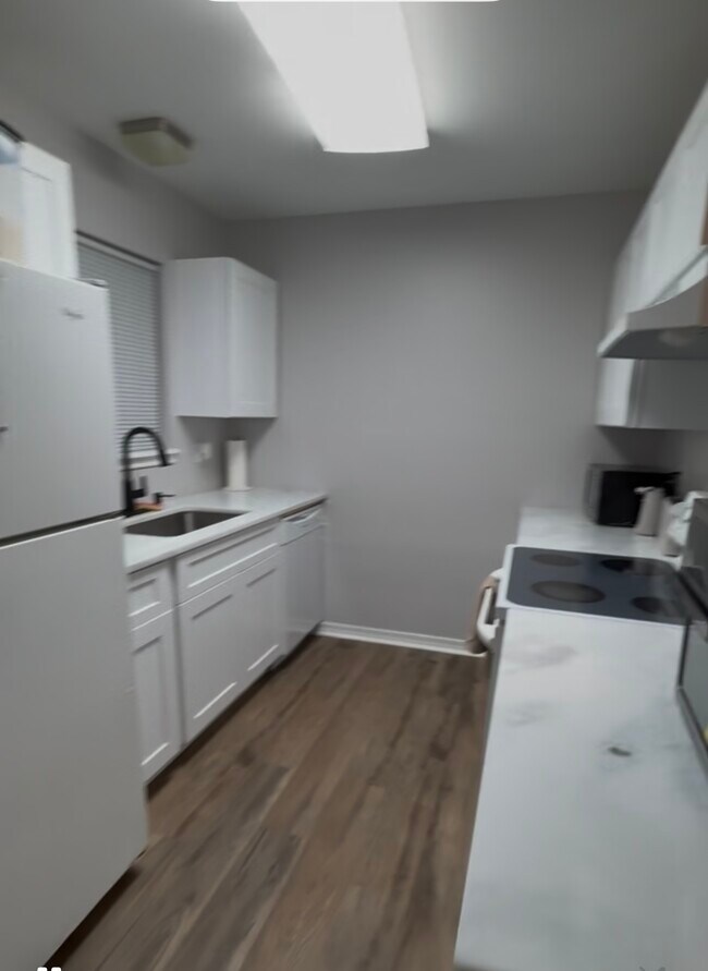 Foto del edificio - 100 Winchester Dr