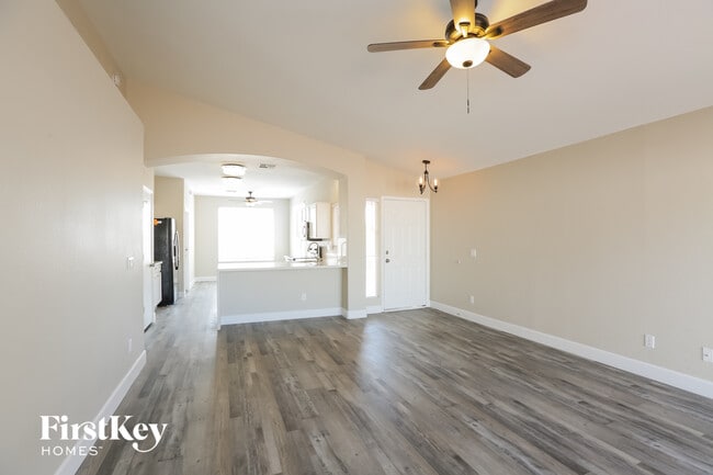 Foto del edificio - 8630 W Shaw Butte Dr