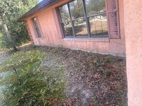 Building Photo - 832 Bahia Cir