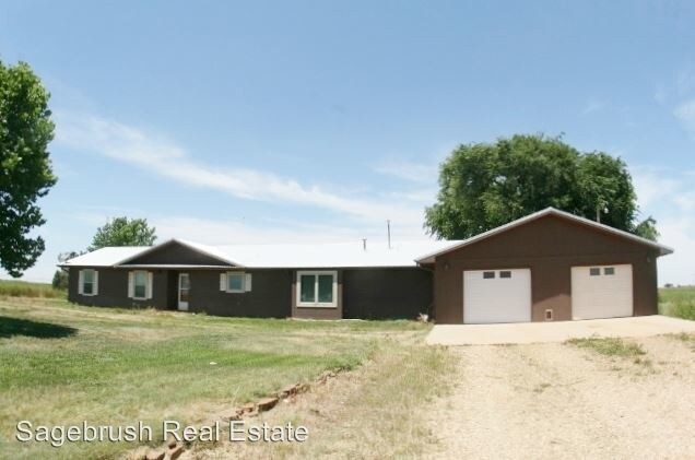 Primary Photo - 4 br, 2 bath House - 1310 CR 5