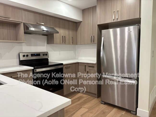 Building Photo - 500 Fleming Rd