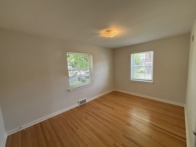 Foto del edificio - 3/4 Bedroom Emmaus Rental $2,200 Month