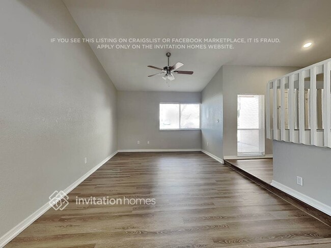 Foto del edificio - 548 Oak Creek Dr