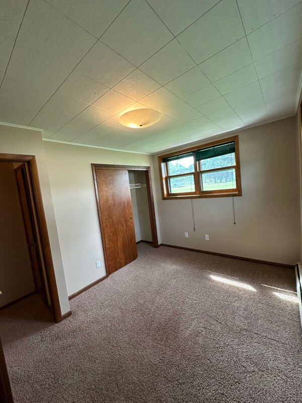 Foto del edificio - 413 Merriam Ave S