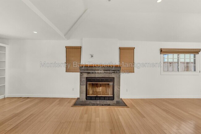 Building Photo - 414 Monterey Ave