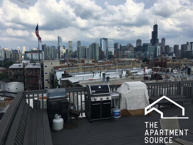 Foto del edificio - 515 N Racine Ave
