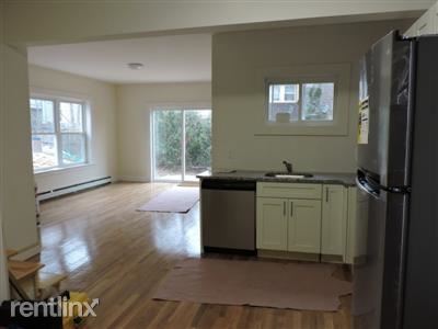 2 br, 1 bath - 60 Park St - 2 br, 1 bath  - 60 Park St