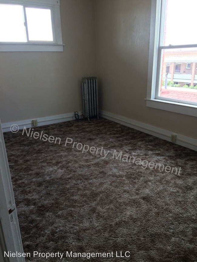Foto del edificio - 846 W Silver St