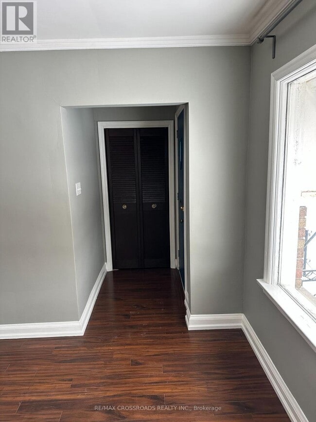 Photo du bâtiment - 141 N Bonnington Ave