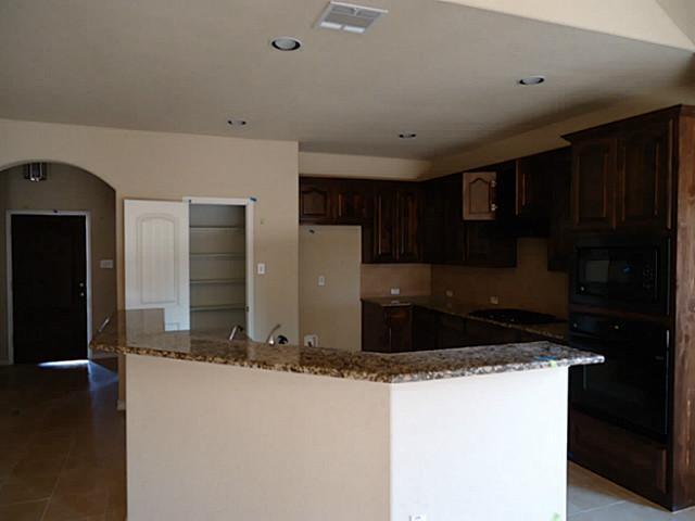 Building Photo - 3900 La Tierra Linda Trail