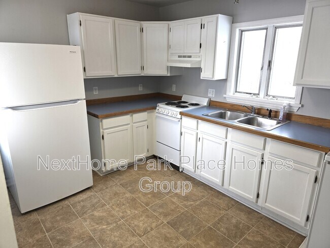 Foto del edificio - 1007 Fournie St