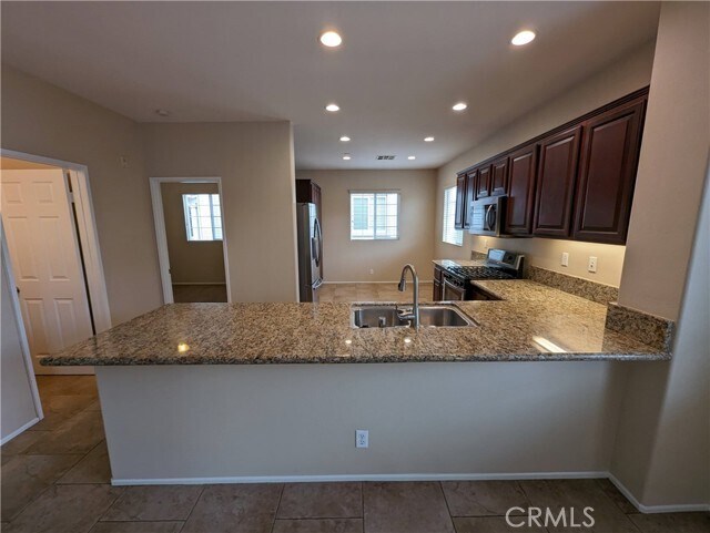 Building Photo - 8162 Wishing Well Ln