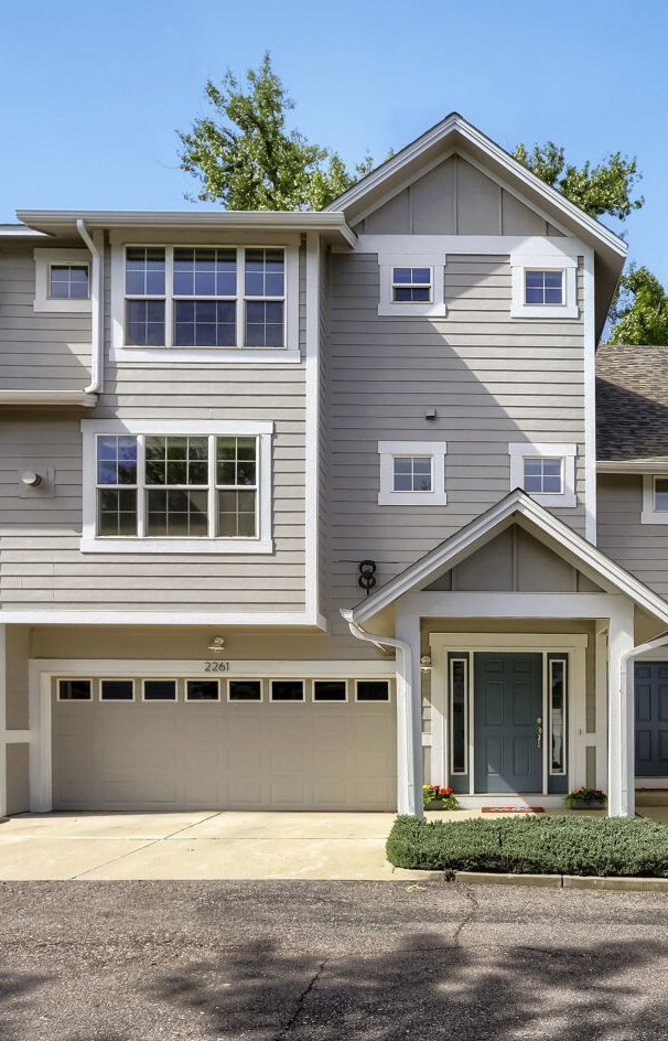 Front - 2261 Watersong Cir