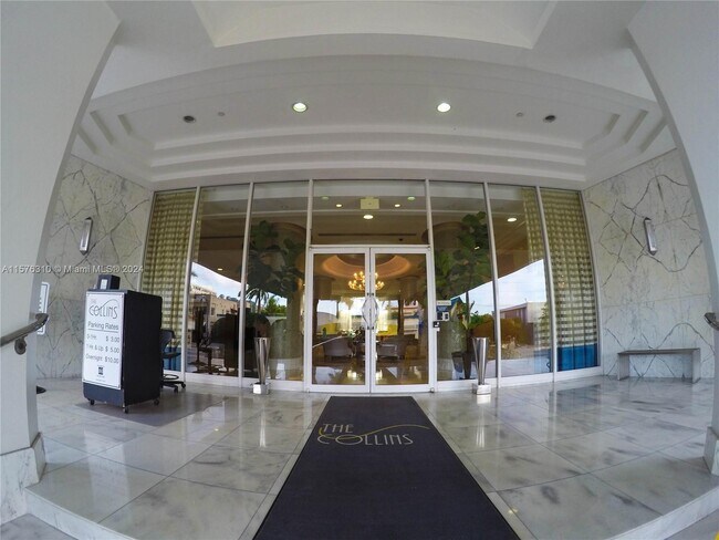 Foto del edificio - 6917 Collins Ave