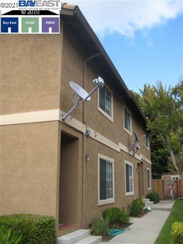 Building Photo - 43572 Bryant St