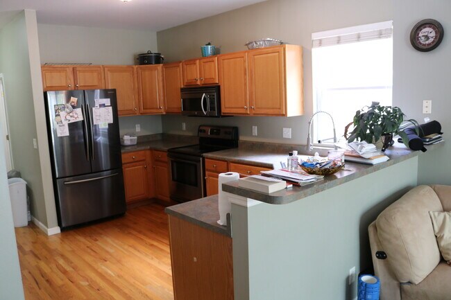Kitchen - 7243 AMHERST AVE
