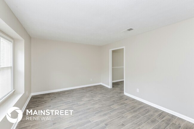 Building Photo - 4702 Lucerne Valley Rd SW