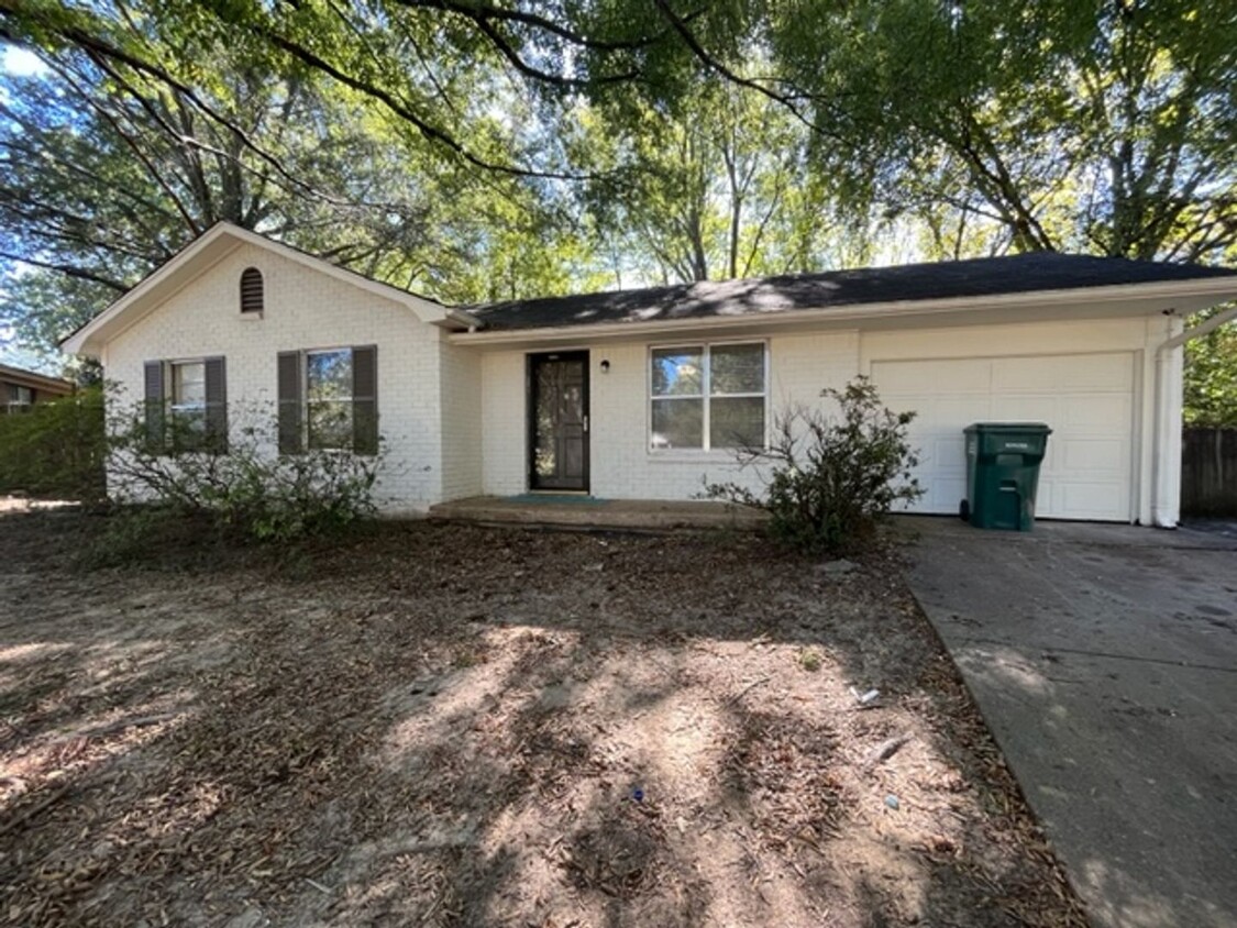 Primary Photo - Renovated 3 Bedroom 1 Bath Home for Rent!