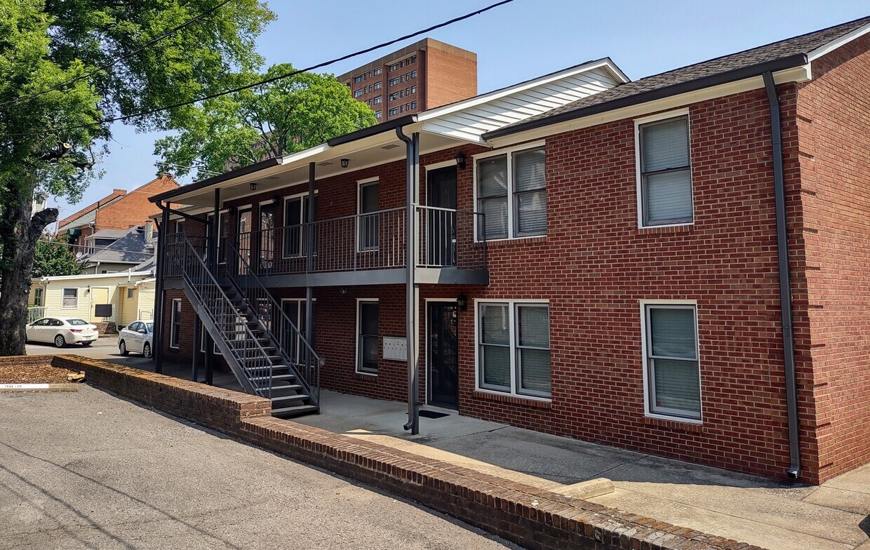 Poston West Apartments in Nashville, TN
