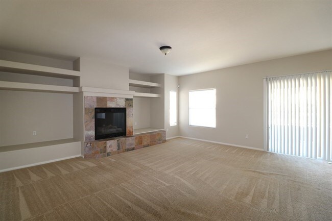 Building Photo - 11850 Tevare Ln