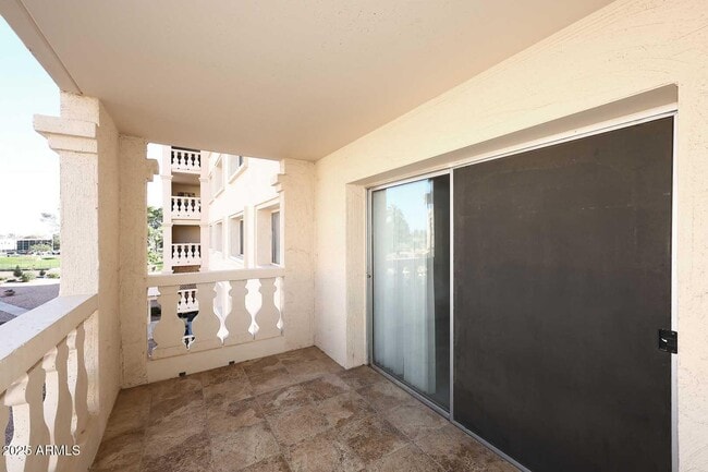 Building Photo - 7910 E Camelback Rd