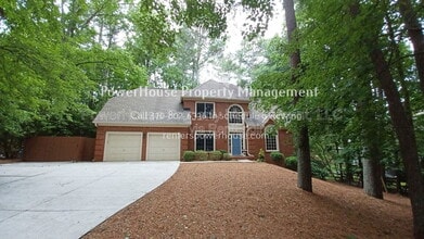 Building Photo - 5190 Southlake Dr