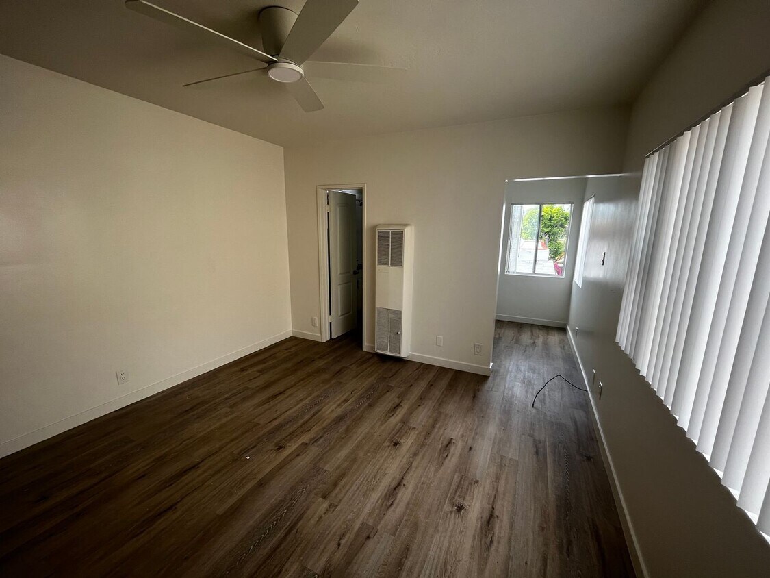 Foto principal - St. Joseph Ave Apts 159-161