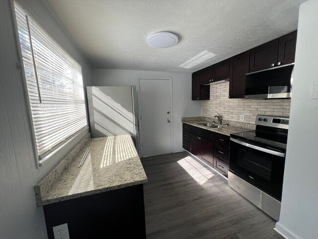 Photo - 9324 Eastfield Rd Apartment