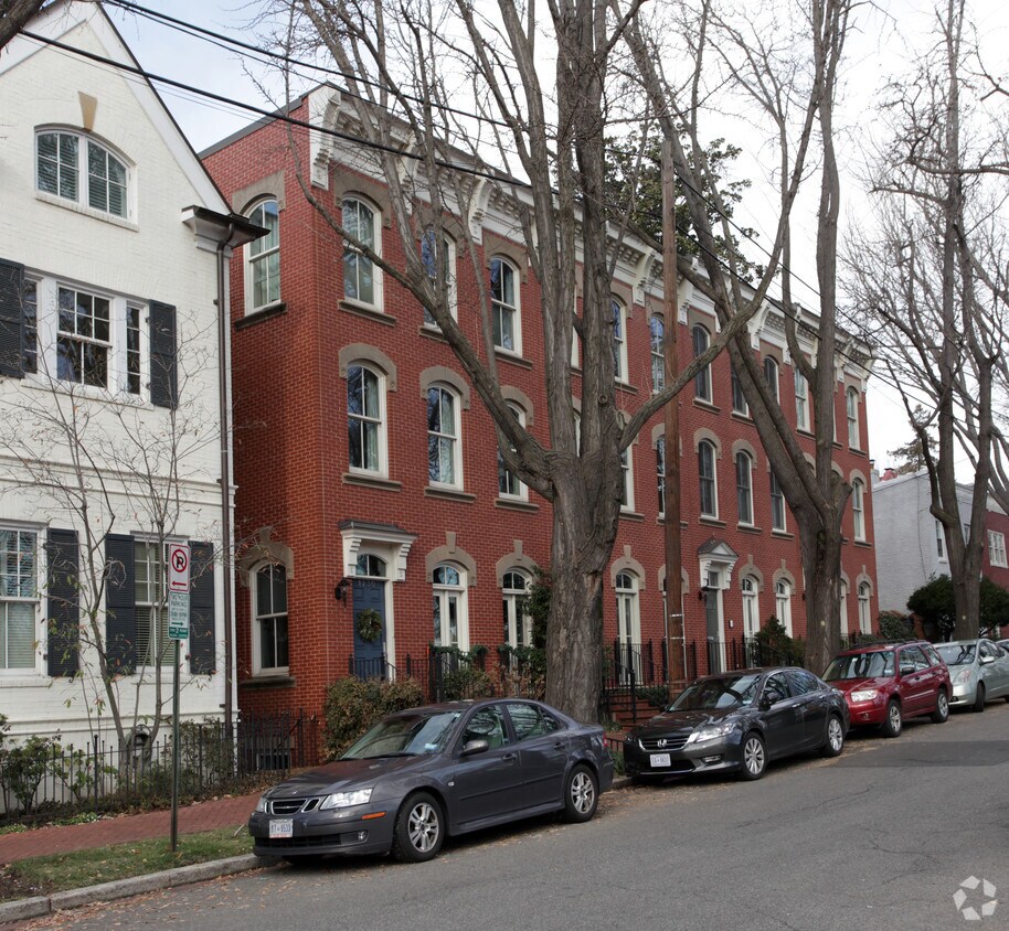 Building Photo - 1230-1240 27th St NW