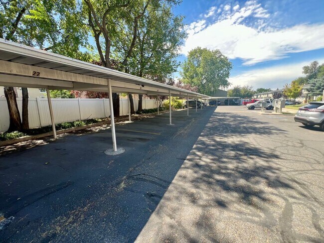 Photo - Cozy 3B/1 Bath Apartment in Millcreek- more pics soon!