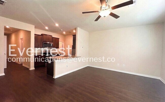 Foto del edificio - 6288 Rainbow Row