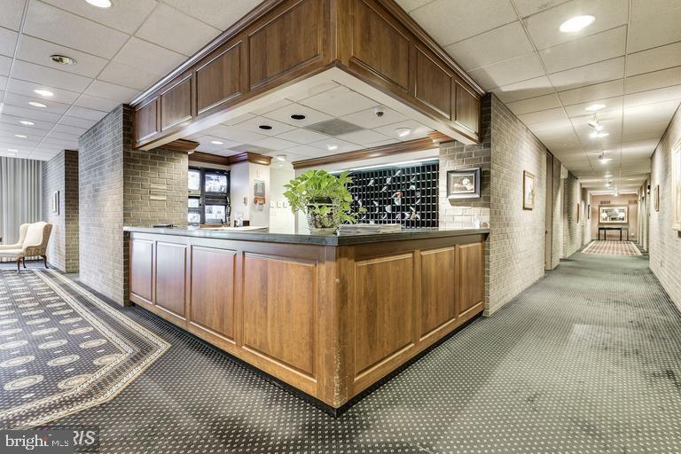 Foto principal - 1800 Old Meadow Rd