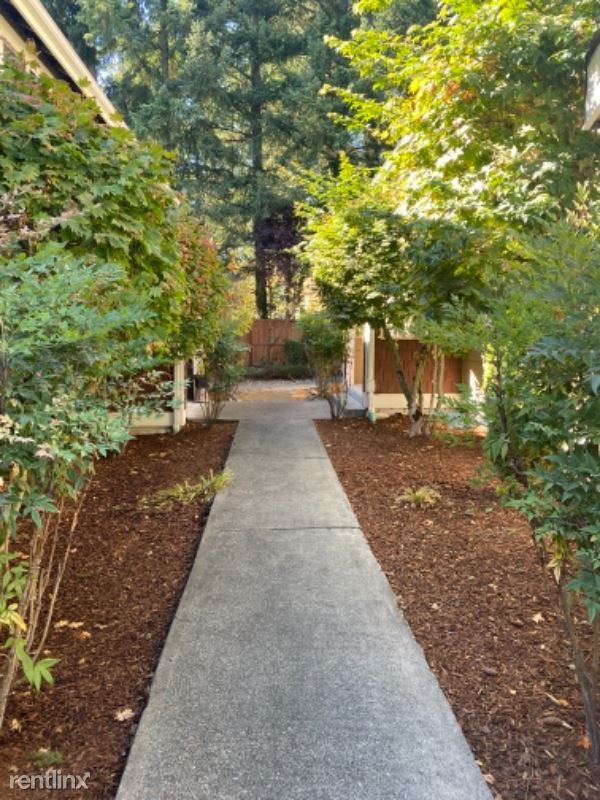 Building Photo - 2 br, 2 bath Condo - th A