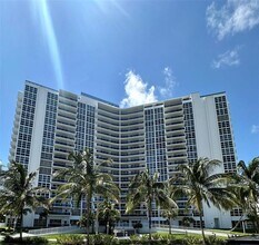 Building Photo - 2841 N Ocean Blvd