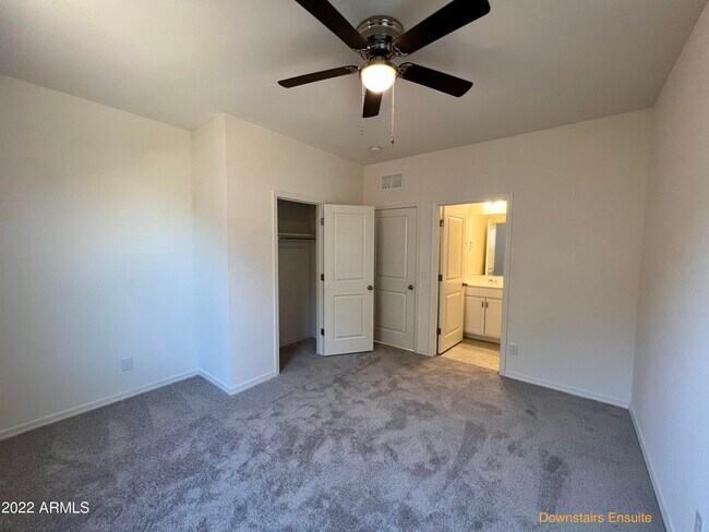 Foto del edificio - 2446 Alonso Dr