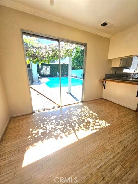 Foto del edificio - 12742 Landale St